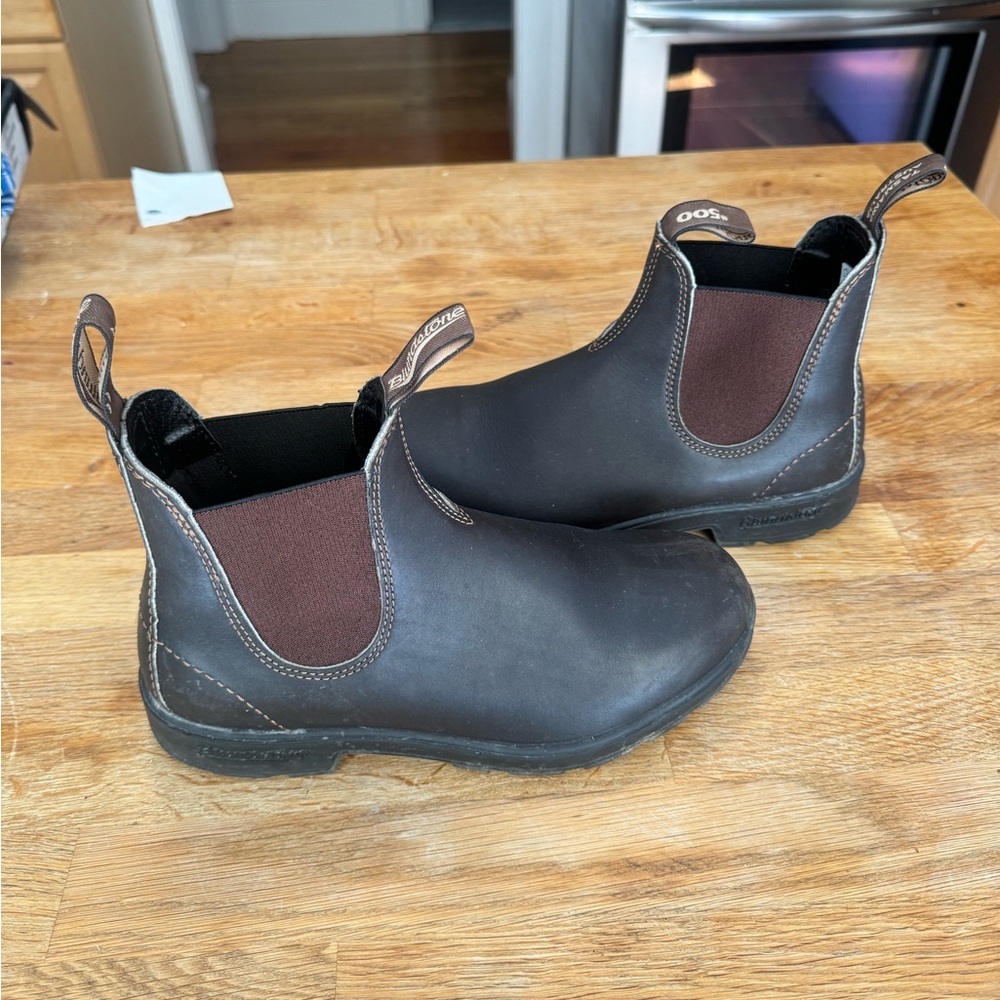 Blundstones 500 WOMEN'S ORIGINALS CHELSEA BOOTS - STOUT BROWN US Size 9